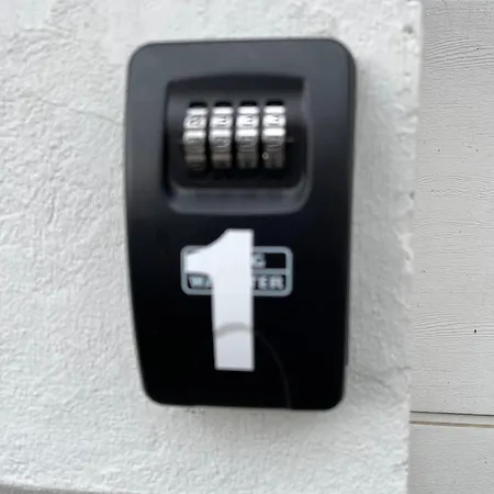 Apartment Preis Stadtperle 1- Stadtzentrum Modernes Ambiente Max 3 Personen Einzelzimmer Voll Ausgestattet Mit Magentatv, Wlan, Waschmaschine *