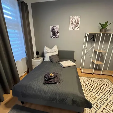 Preis Stadtperle 1- Stadtzentrum Modernes Ambiente Max 3 Personen Einzelzimmer Voll Ausgestattet Mit Magentatv, Wlan, Waschmaschine Wittenberge