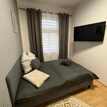 Preis Stadtperle 1- Stadtzentrum Modernes Ambiente Max 3 Personen Einzelzimmer Voll Ausgestattet Mit Magentatv, Wlan, Waschmaschine Apartment *