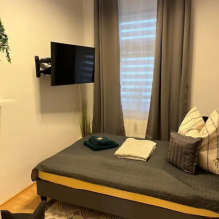 Preis Stadtperle 1- Stadtzentrum Modernes Ambiente Max 3 Personen Einzelzimmer Voll Ausgestattet Mit Magentatv, Wlan, Waschmaschine