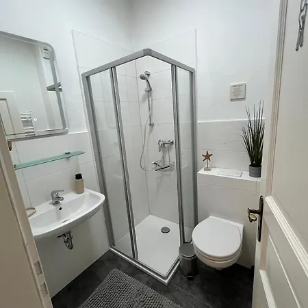 Preis Stadtperle 1- Stadtzentrum Modernes Ambiente Max 3 Personen Einzelzimmer Voll Ausgestattet Mit Magentatv, Wlan, Waschmaschine Apartment