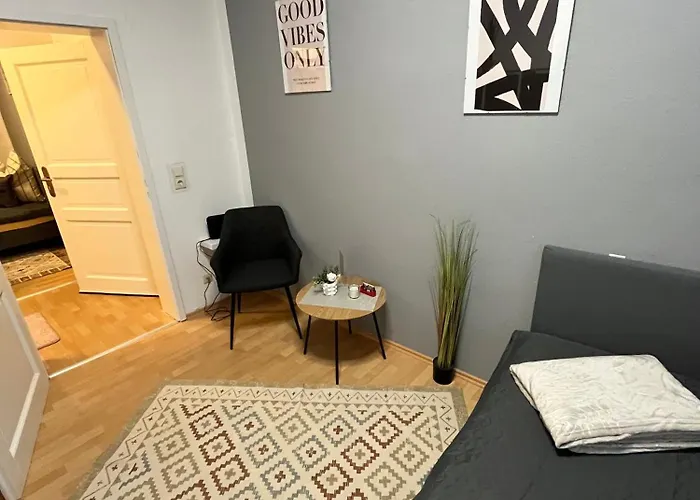 Preis Stadtperle 1- Stadtzentrum Modernes Ambiente Max 3 Personen Einzelzimmer Voll Ausgestattet Mit Magentatv, Wlan, Waschmaschine