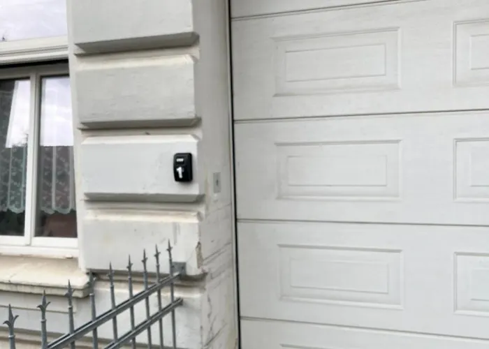 Lägenhet Preis Stadtperle 1- Stadtzentrum Modernes Ambiente Max 3 Personen Einzelzimmer Voll Ausgestattet Mit Magentatv, Wlan, Waschmaschine *