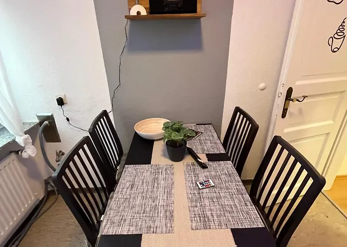 Preis Stadtperle 1- Stadtzentrum Modernes Ambiente Max 3 Personen Einzelzimmer Voll Ausgestattet Mit Magentatv, Wlan, Waschmaschine Wittenberge