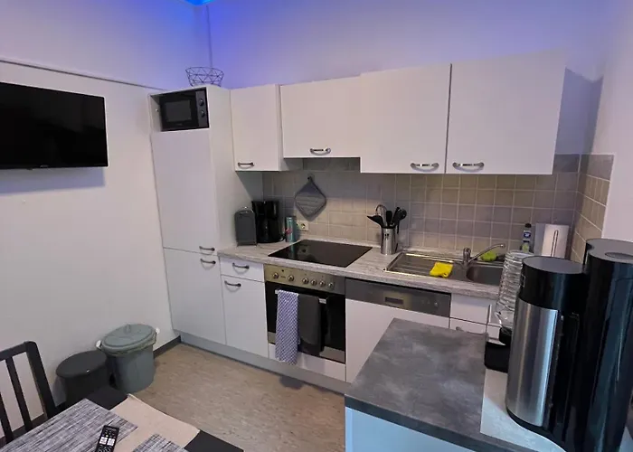 Lägenhet Preis Stadtperle 1- Stadtzentrum Modernes Ambiente Max 3 Personen Einzelzimmer Voll Ausgestattet Mit Magentatv, Wlan, Waschmaschine