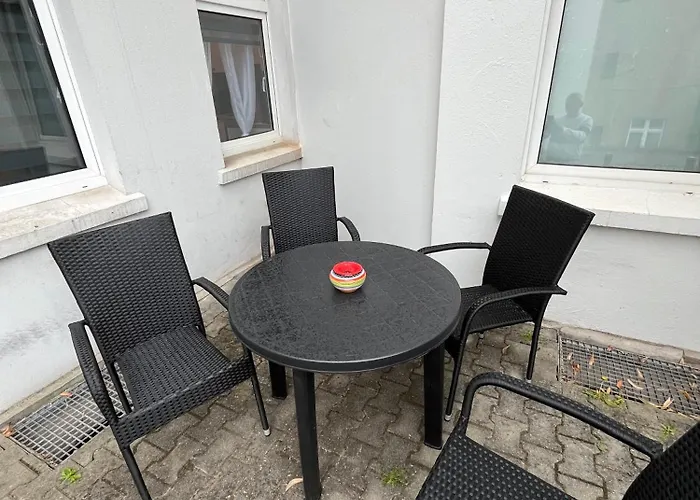 Lägenhet Preis Stadtperle 1- Stadtzentrum Modernes Ambiente Max 3 Personen Einzelzimmer Voll Ausgestattet Mit Magentatv, Wlan, Waschmaschine