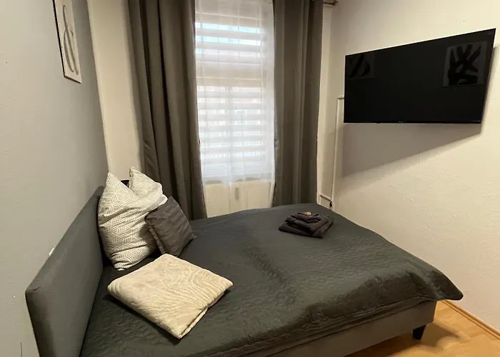 Preis Stadtperle 1- Stadtzentrum Modernes Ambiente Max 3 Personen Einzelzimmer Voll Ausgestattet Mit Magentatv, Wlan, Waschmaschine Lägenhet *