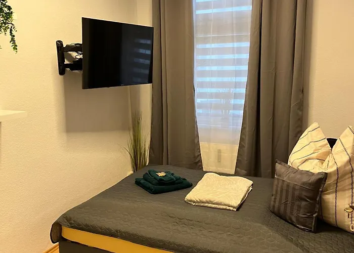 Preis Stadtperle 1- Stadtzentrum Modernes Ambiente Max 3 Personen Einzelzimmer Voll Ausgestattet Mit Magentatv, Wlan, Waschmaschine