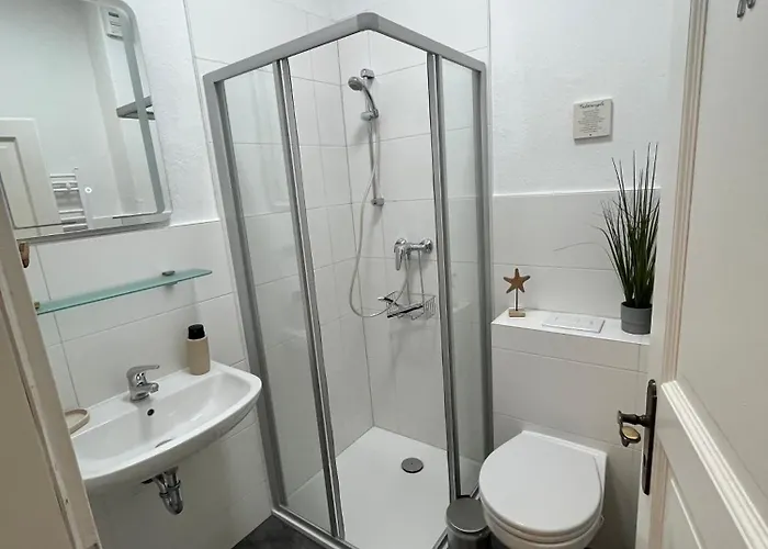 Preis Stadtperle 1- Stadtzentrum Modernes Ambiente Max 3 Personen Einzelzimmer Voll Ausgestattet Mit Magentatv, Wlan, Waschmaschine Lägenhet